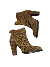 Zara women’s 7.5 (38) brown cheetah print heeled ankle boots.Excellent Condition