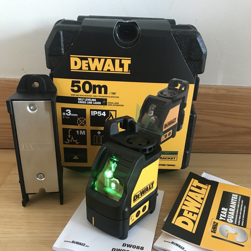 NEW Dewalt DW088CG 2 Way Self-Levelling Cross Line Laser | eBay