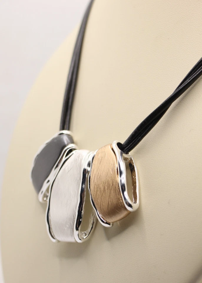 COLLANA ETNICA OTTONE ARGENTATO SATINATO RETTANGOLI GRADAZIONE RAMATO RODIATO - Immagine 3 di 4