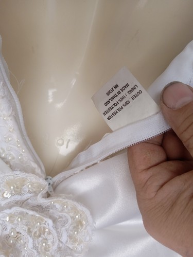 Lily's Vintage Wedding Dress With Train (SEE DESCRIPTION) - Picture 11 of 12