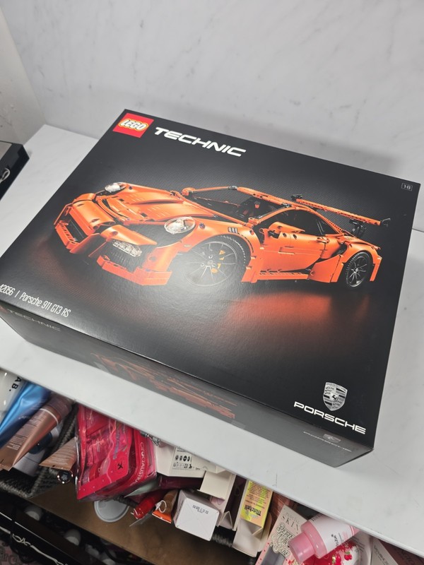 LEGO TECHNIC: Porsche 911 GT3 RS (42056)