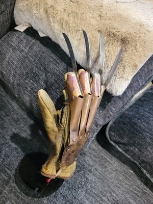 Freddy Krueger Razorgloves Chris Gratner Knifegloves Petrie Template Glove Prop