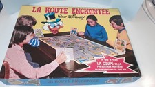 LA ROUTE ENCHANTEE   WALT DISNEY   PICSOU  MICKEY  JOUET ANCIEN