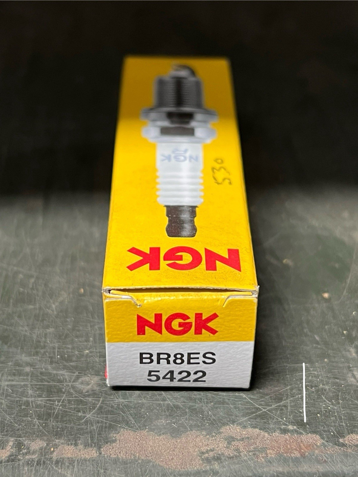 BR8ES NGK Spark Plug NEW