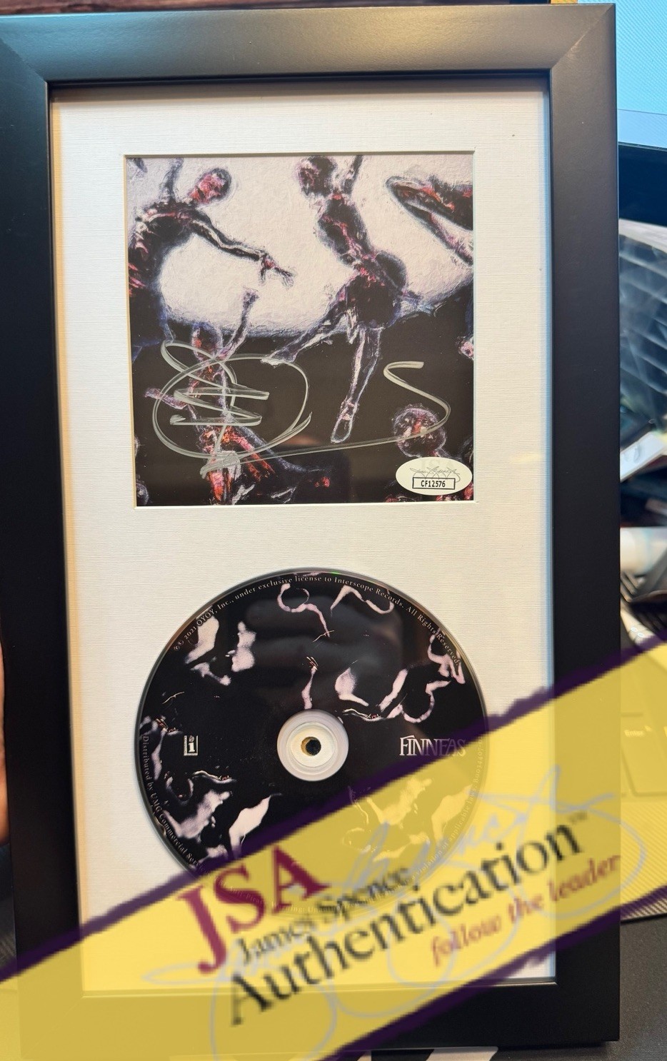Picture 1 of 2