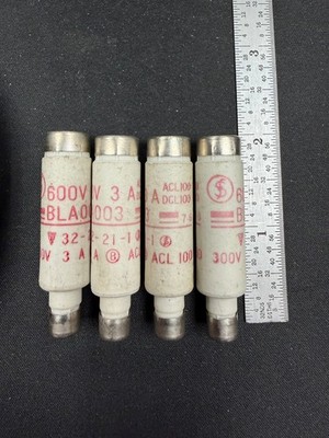 Lot Of 4 Ferraz Shawmut BLA003 600V 3A ACL100 Fuses