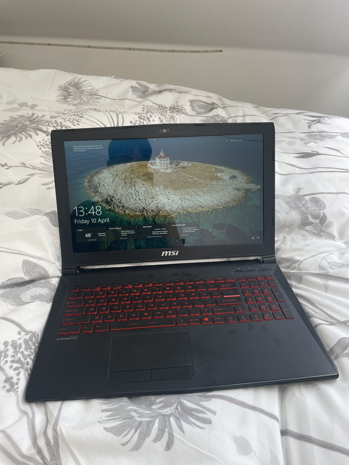 MSI GL62M 7RDX 15.6" Gaming i7-7700HQ GTX 1050 128GB SSD 500GB HDD