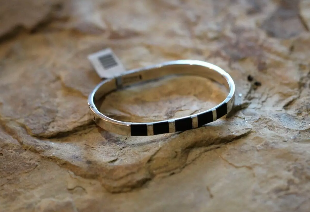 *VINTAGE* Taxco Mexico Mid Century Black Onyx Sterling Silver Cuff Bracelet