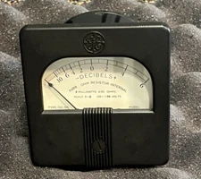 Vintage 1933 General Electric 4120396-A DECIBEL Bakelite Meter. TYPE DO-55.