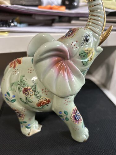 elephant figurine - Picture 3 of 3