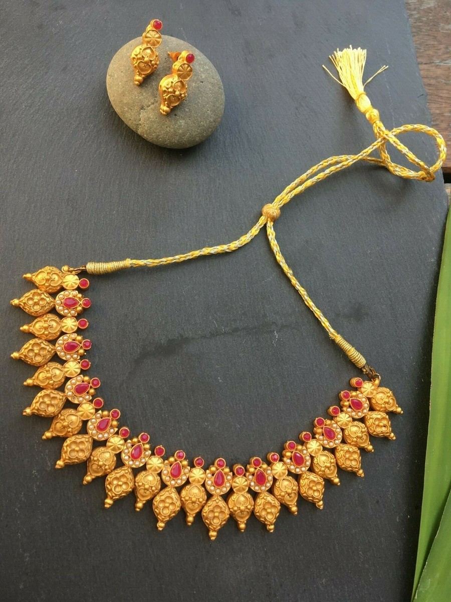 Handmade South Indian ethnic temple jewellery necklace set UK - Main Image