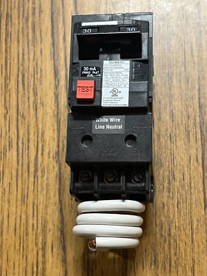 SIEMENS 2 pole 30 amp QE230 Circuit Breaker GFI GFCB PLUG IN NEW