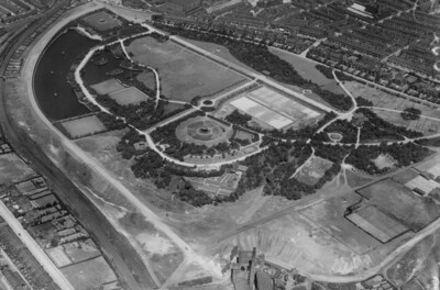 Alexandra Park Oldham 1926 England OLD PHOTO