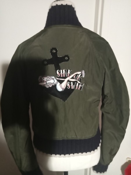 Tommy Hilfiger Collection Fabulous Sink Or Swim Cropped Bomber Jacket Size 8