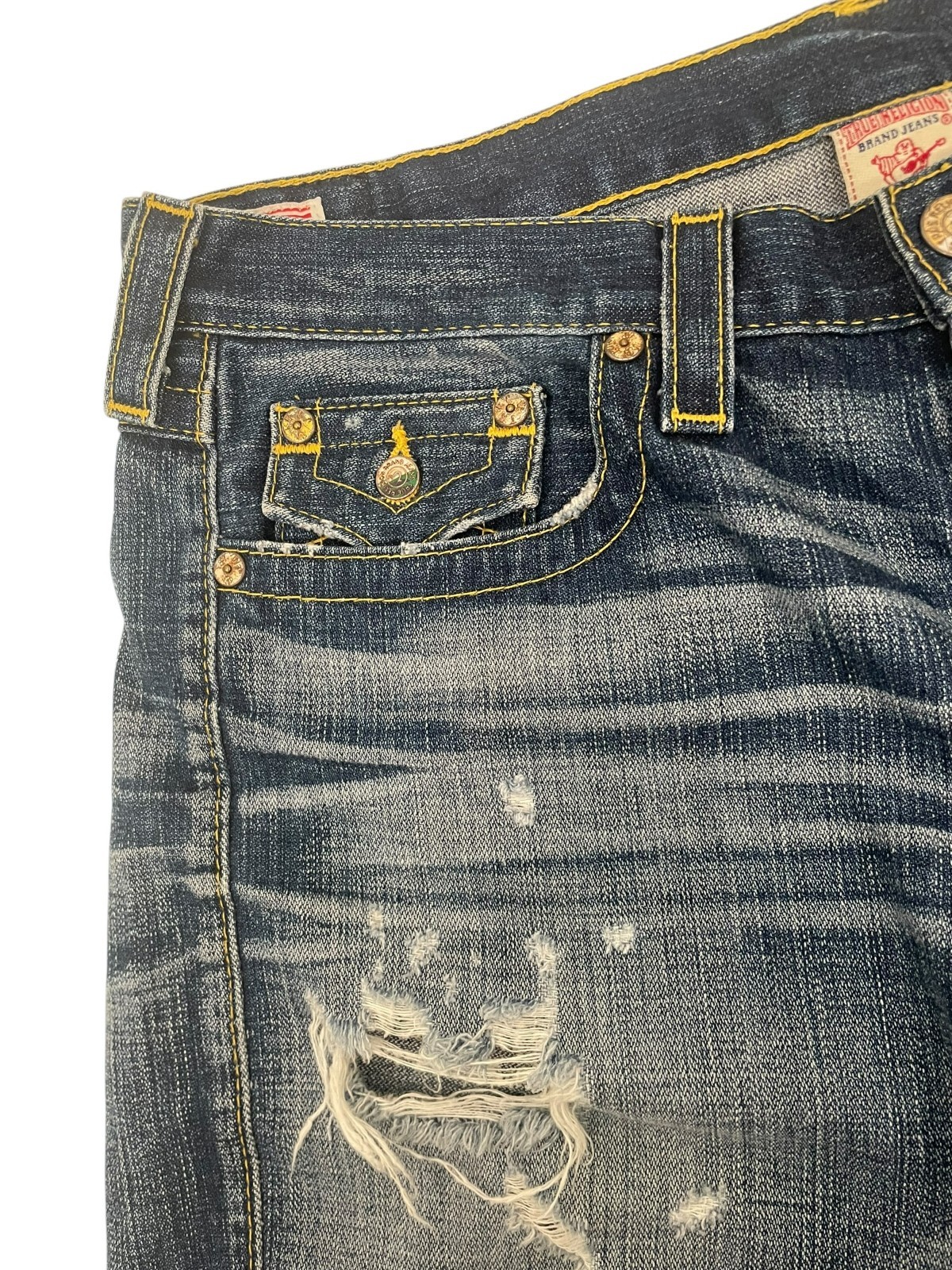 True Religion Women’s Button Fly Factory Frayed Denim Shorts 100% Cotton Size 32 thumbnail 4