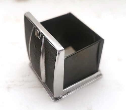 Hasselblad 500 EL/M Medium Format Camera Body NON TESTATA - Foto 11 di 17