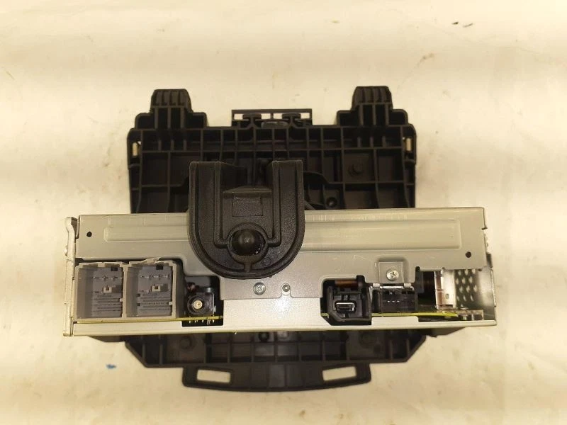 Equipo de audio receptor de radio ID 42725760 compatible con 18 TRAX 1411440 Foto 2 de 4