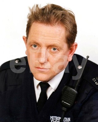 Das Bill (TV) Mark Wingett ''Jim Carver'' 10x8 Foto