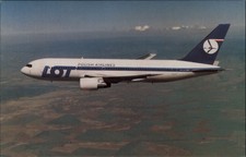 LOT Polish Airlines Boeing 767-200 ER vintage postcard s175