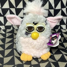 RARO TIGER ELECTRONICS EDICIÓN 1998 ORIGINAL ELECTRÓNICO FURBY GRIS Y ROSA 70-800