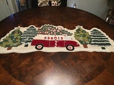 Holidays Winter Christmas Beaded Table Runner Outdoors Scene 13  x 36  NWT