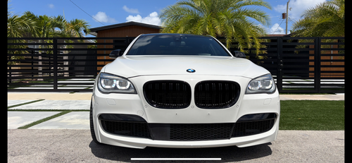 2015 BMW 7-Series - Picture 8 of 40