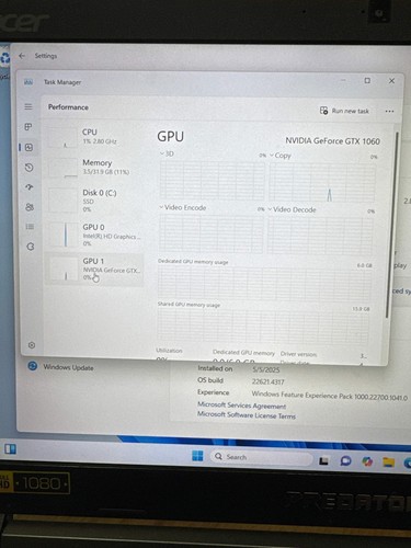 Acer Predator Helios 300 15.6" Core i7-7700HQ 1TB SSD 32GB RAM GTX 1060 6GB - Picture 4 of 14