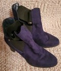 WOMEN'S BLUE SUEDE 2 1/2" HEELS SIZE 8M CLOSED TOE SHOES - PRE OWNED — photo 1