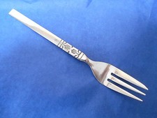 ONEIDA ARTISTIC spare pastry or cake fork