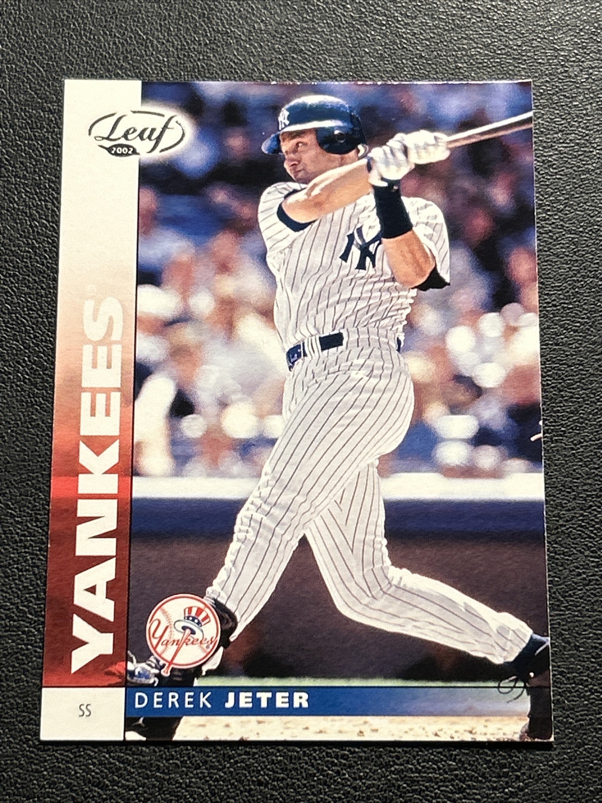 2002 Leaf DEREK JETER #129
