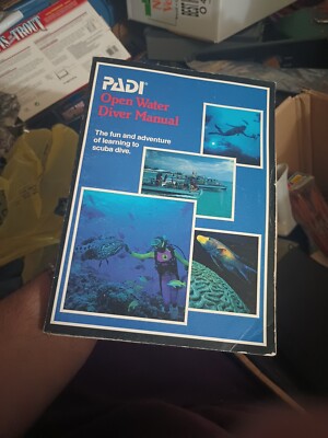 PADI Open Water Diver Manual - Learning to Scuba Dive (Trade Paperback 1994)