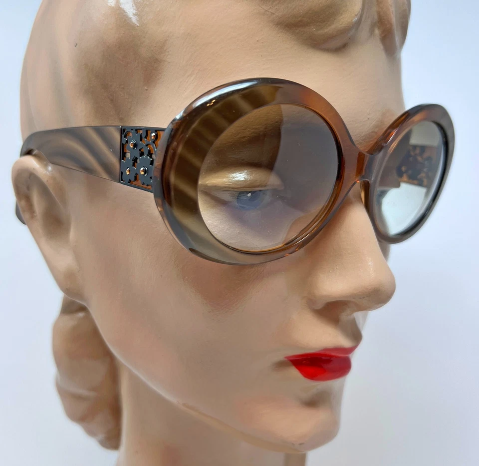 Óculos de sol vintage Jean Lafont marrom guarda-sol filigrana floral braço de strass - Imagem 3 de 4