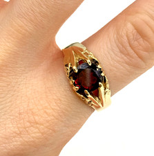 9 ct Gold Garnet Solitaire Gypsy Carved Ring 9k 375 Yellow Gold - Size V