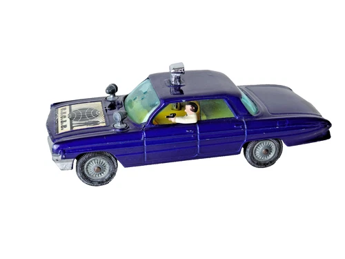 Vintage Corgi Man From U.N.C.L.E. Oldsmobile Super 88 Toy Car Purple 2 Figures