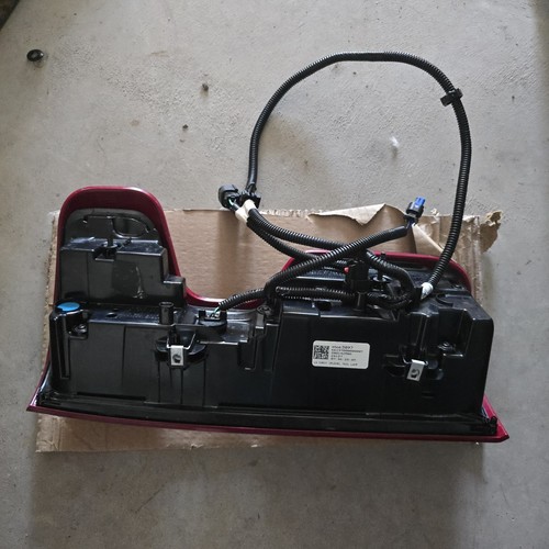 Silverado 1500 2019-2024 luz trasera del conductor LED | OEM USADO | 3C904G - Imagen 4 de 6