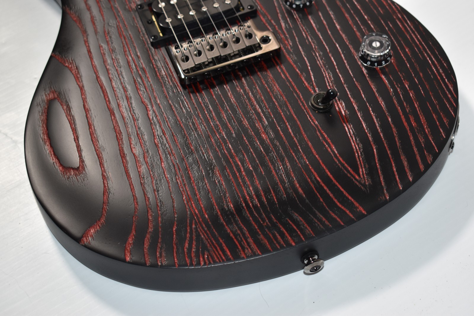 PRS SE Swamp Ash Sandblasted CE 24 Ltd. Ed. Guitar Sandblasted Red w/ Soft Case