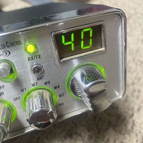 Uniden PC78LTW CB Radio 40 Channel Silver Tested Works Well! Bearcat Mic - Afbeelding 3 van 23