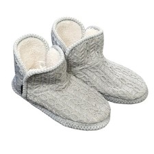 Muk Luks Cable Knit Slipper Boots Women's Size L 9-10 Gray Faux Fur Lined