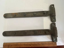 VINTAGE HEAVY DUTY MILITARY BRONZE STRAP HINGES MARKED AV90 1 PAIR