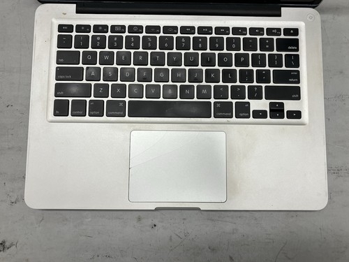 MacBook Pro 13,3 cala 2010 - Intel Core 2 Duo 2,66 GHz, 4 GB RAM - Zdjęcie 4 z 9