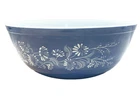 Vintage Pyrex COLONIAL MIST 404 Mixing Bowl Blue with White Flowers