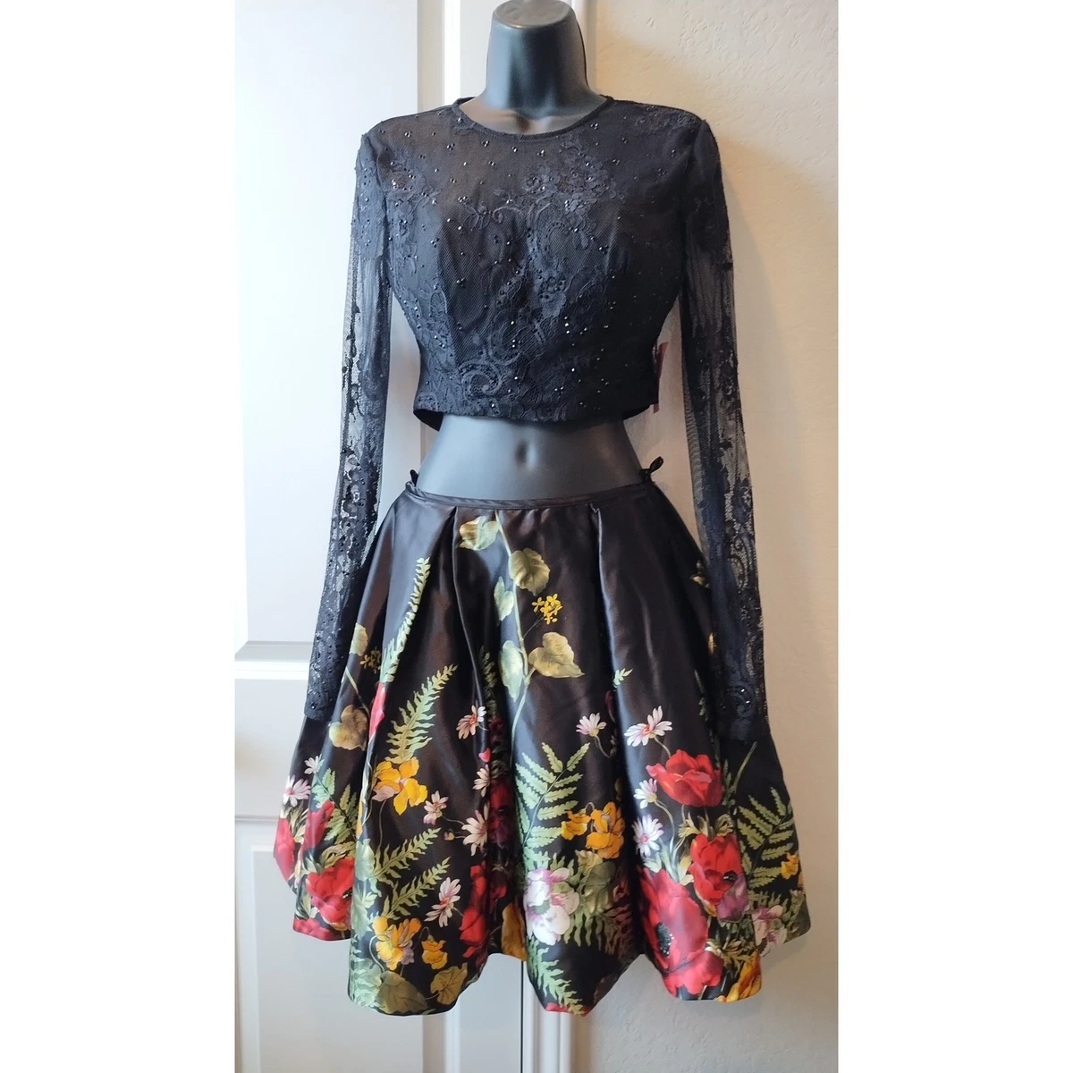 Polyester Long Sleeve Ball Gowns Short Sleeve Floral Dresses for Women for sale | eBay Polyester Long Sleeve Ball Gowns Short Sleeve Floral Dresses for Women for sale | eBay