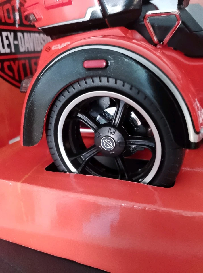 HD Cvo Tri Glide 1/12 Maisto Nuovo - Immagine 3 di 4