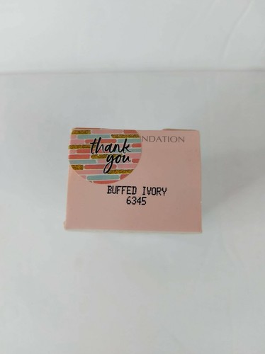 Mary Kay Day Radiance Foundation Buffed Ivory NEW old Stock 6345 Vintage Retired - Picture 2 of 3