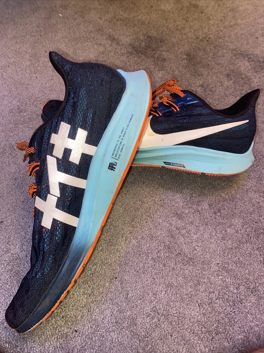 005 Nike Air Zoom Pegasus 36
\