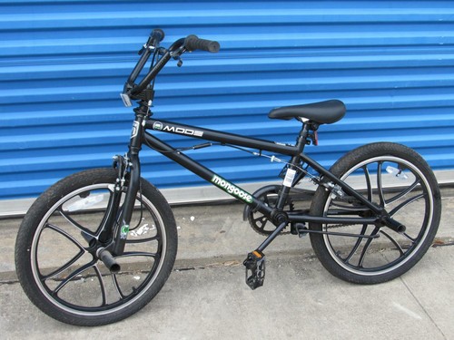 mongoose bmx stunt bike