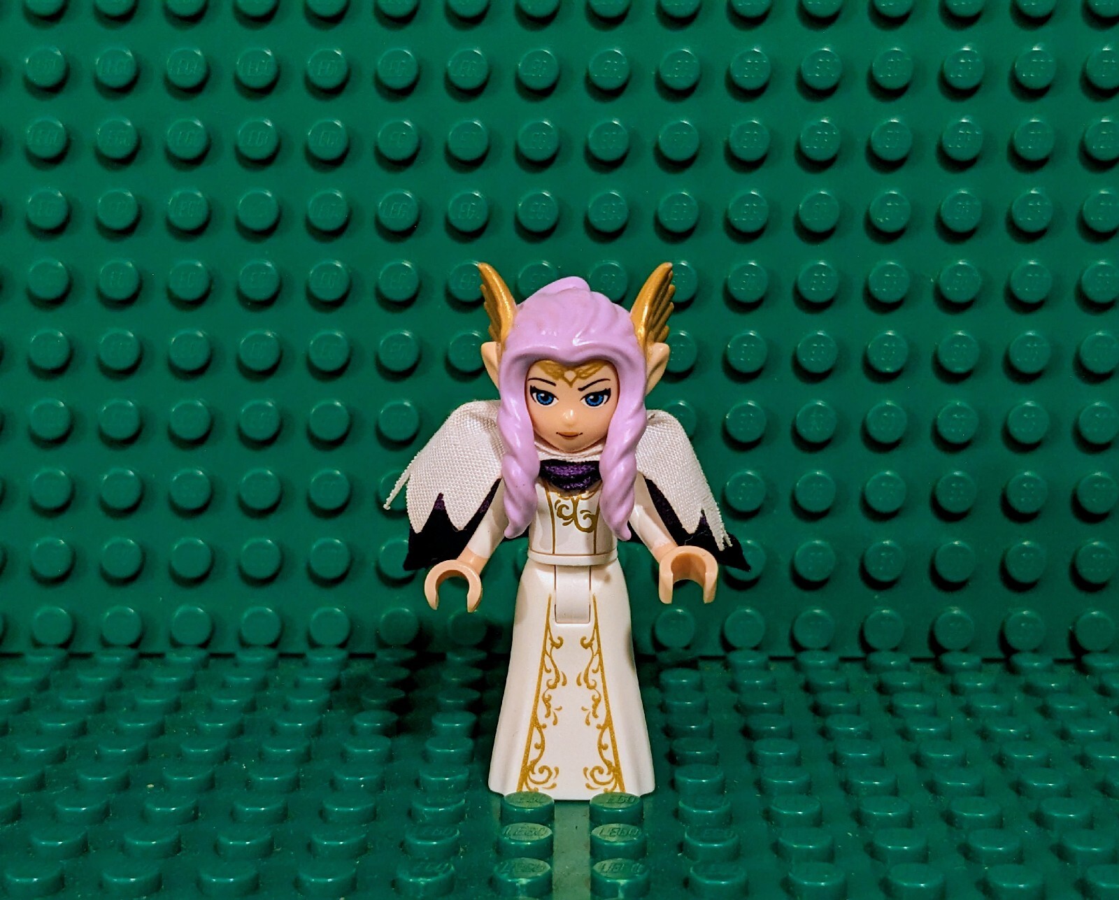 Lego Elves Skyra Minifigure with Cape elf011 f/ 41078 Mysterious Sky Castle