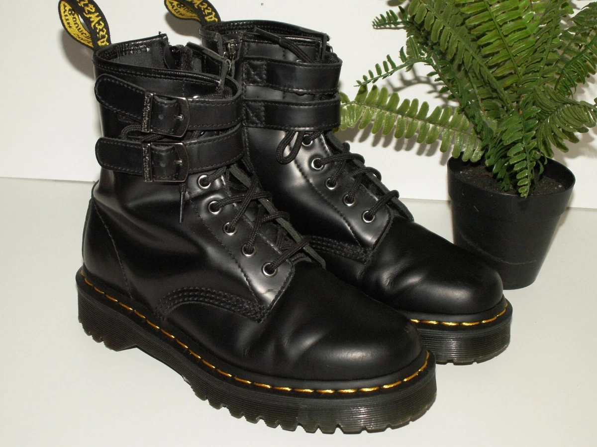 Buckle boots top dr martens