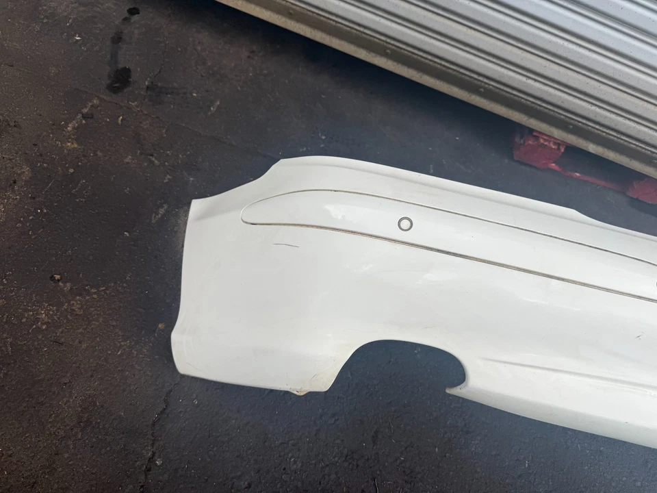 MERCEDES BENZ SL600 SL500 SL55 R230 03-06 后部运动防撞罩白色 — 第 2/4 张图片