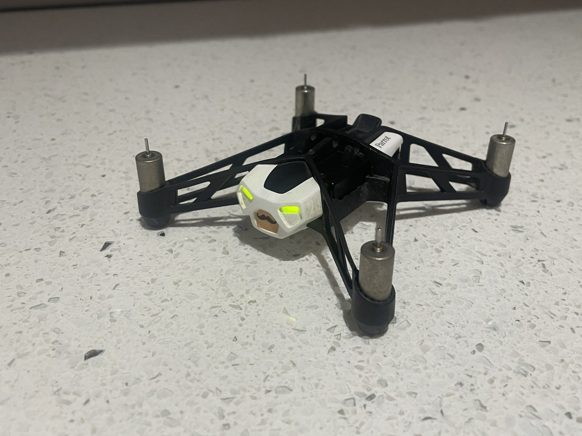 Compact Drone Minidrone Parrot Rolling Spider Parrot Rolling